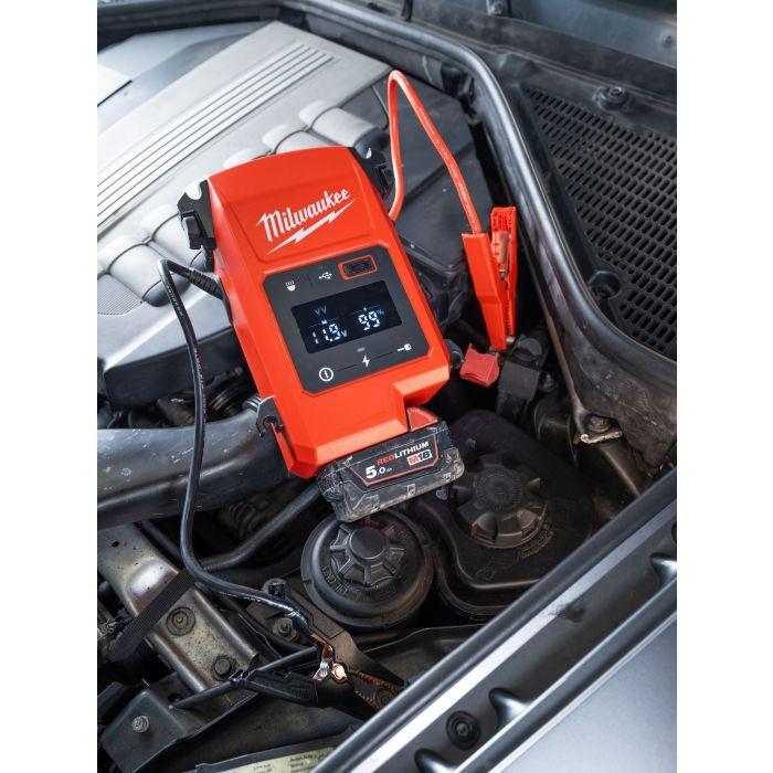 Milwaukee M18 Roadside Assistance Kit ( FMTIW2F12-0X0 M18 FUEL Gen II Mid-Torque Impact Wrench 1/2" / JS2000-0 M18 Jump Starter / BI-0 M18 Inflator )