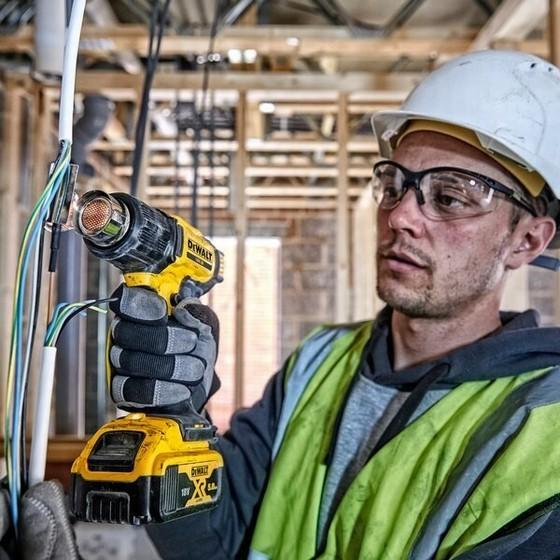 DeWalt DCE530N-KR 18V XR Cordless Heat Gun
