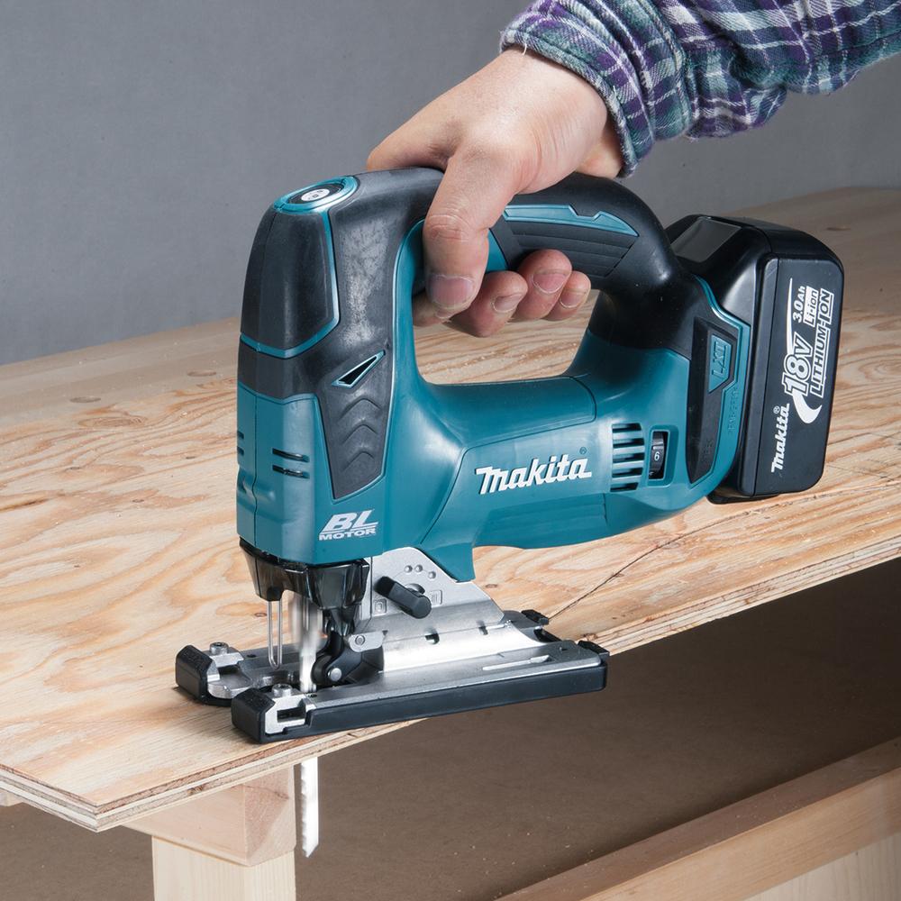 Makita 18V Cordless Combo Set ( DHP482 Cordless Hammer Driver Drill / DJV182 Cordless Jig Saw)