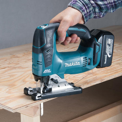 Makita 18V Cordless Combo Set ( DHP482 Cordless Hammer Driver Drill / DJV182 Cordless Jig Saw)