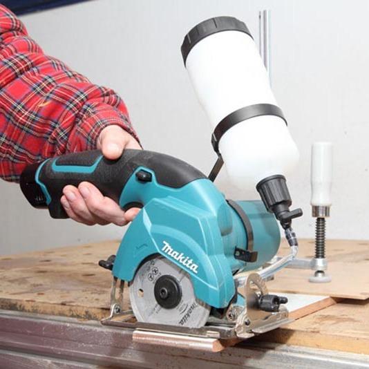 Makita CC300DW / CC300DZ 10.8V Cordless Cutter 85mm (3-3/8") ( CC300 )
