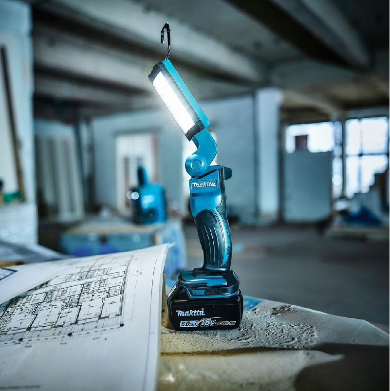 Makita DML801 / DEADML801 18V Cordless LED Flashlight