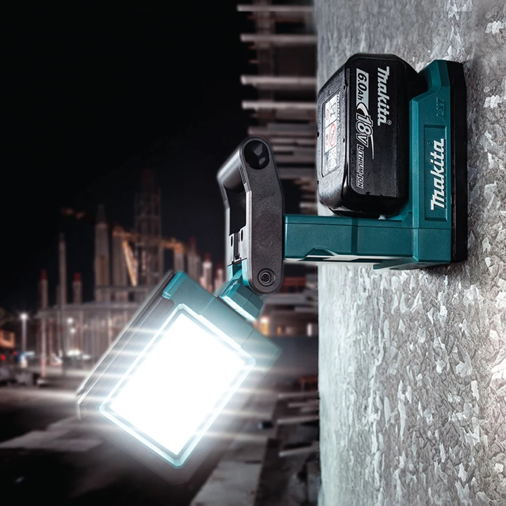 MAKITA DML819 18V Cordless Magnetic Light
